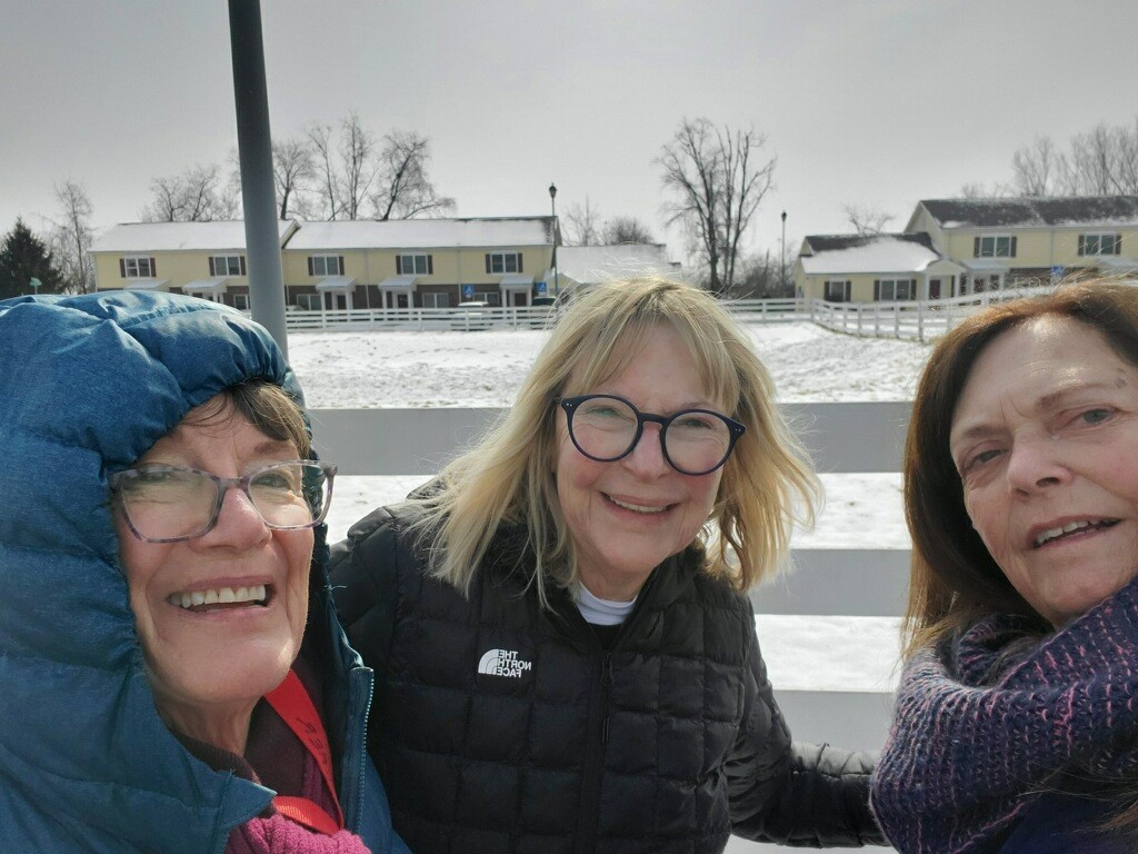 Kathleen Kennedy-Hatcher. Bobbie Doak, and Melody Smiley keep smiling through chattering teeth.